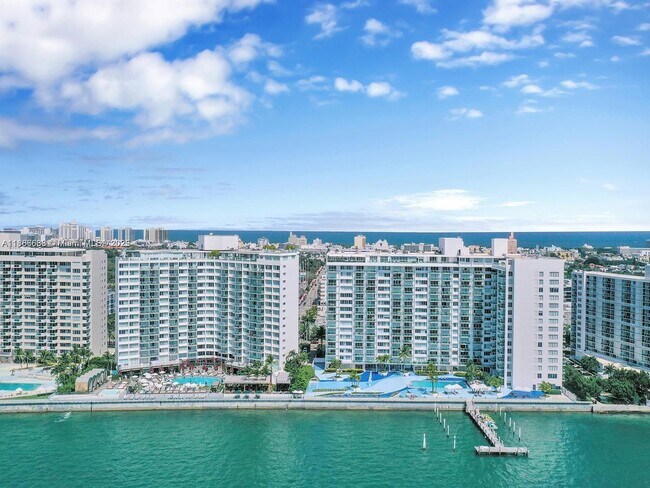 Photo - 1000 West Ave Unidad PH32