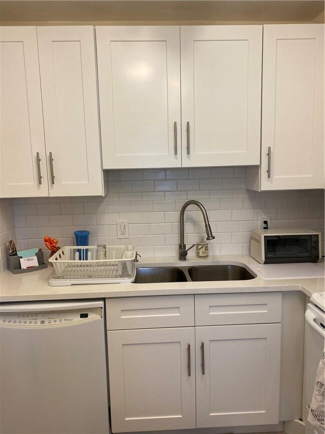 Photo - 146 Lyndhurst G Unit 146