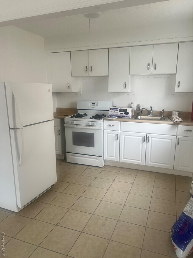 14-11 Chandler St
