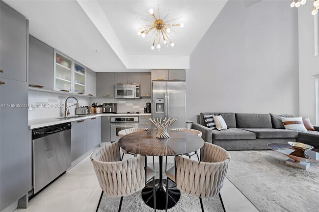 Photo - 41 SE 5th St Condo Unit 1407