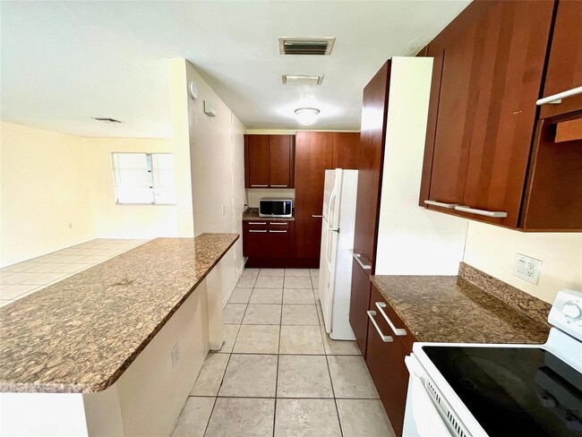 1411 NW 79th Way
