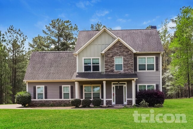 Building Photo - 155 Hickory Hills Dr