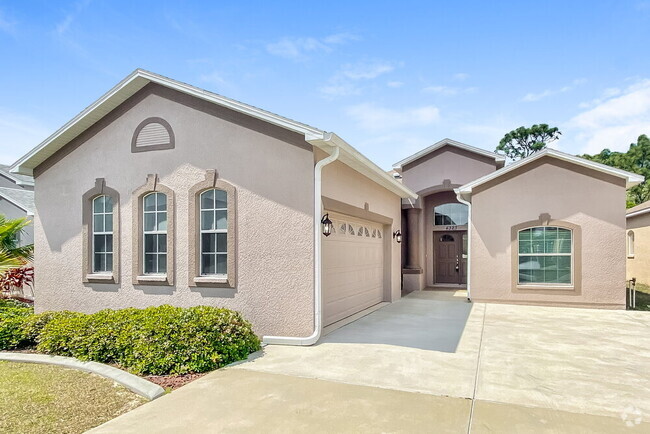 Building Photo - 4323 Sand Ridge Blvd Rental