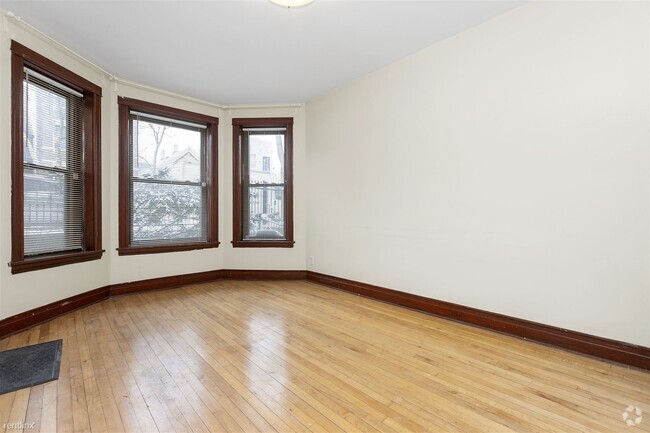 Building Photo - 2 br, 1 bath Condo - 1719 N Wood St Apt 1 Unit Apt 1