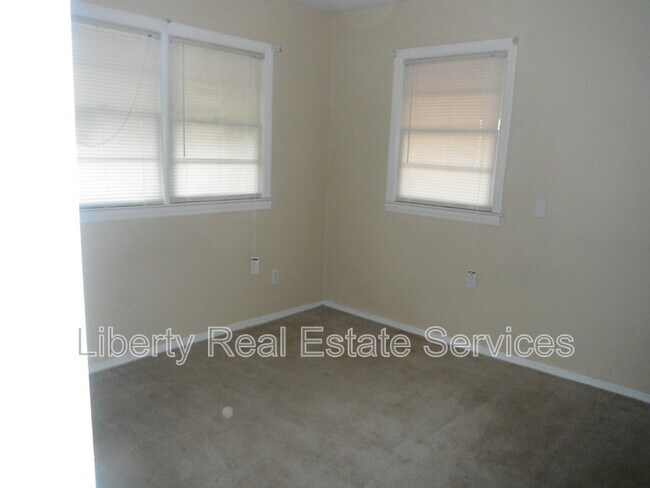 Photo - 503 Stewart Dr