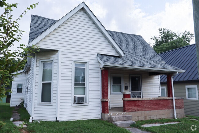 Building Photo - 1020 W Kirkwood Ave Rental