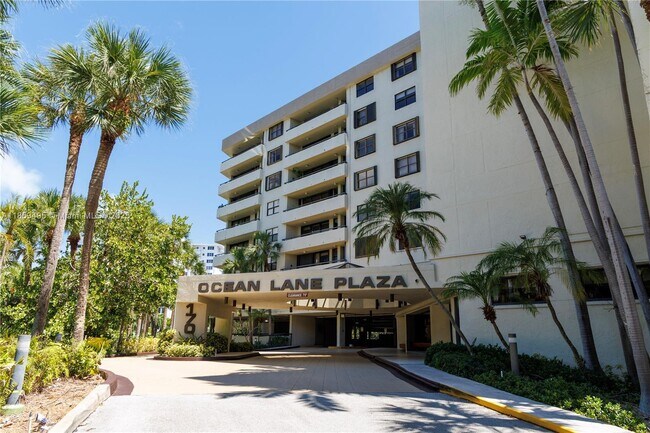 Building Photo - 170 Ocean Ln Dr Unit 507 Rental