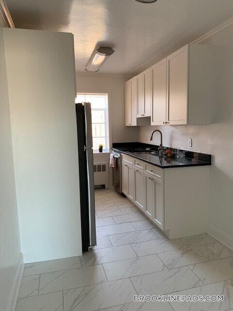 Photo - 74 St Paul St Unidad 2