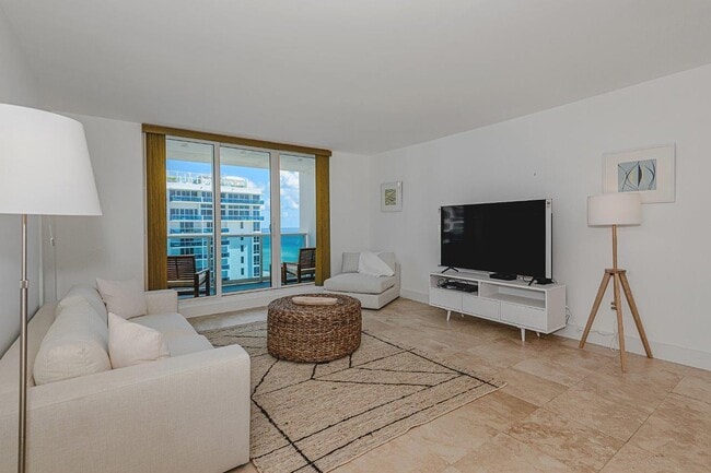 Photo - 2301 Collins Ave