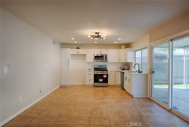 Photo - 29433 Abelia Rd