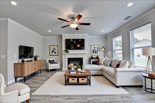 Photo - 7309 Yewtree Dr
