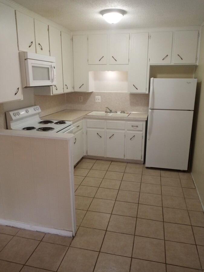 College Park Apartment - College Park Apartment Unit 1203-104