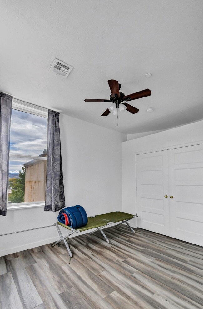 Photo - VINTAGE VAULT Unit 301