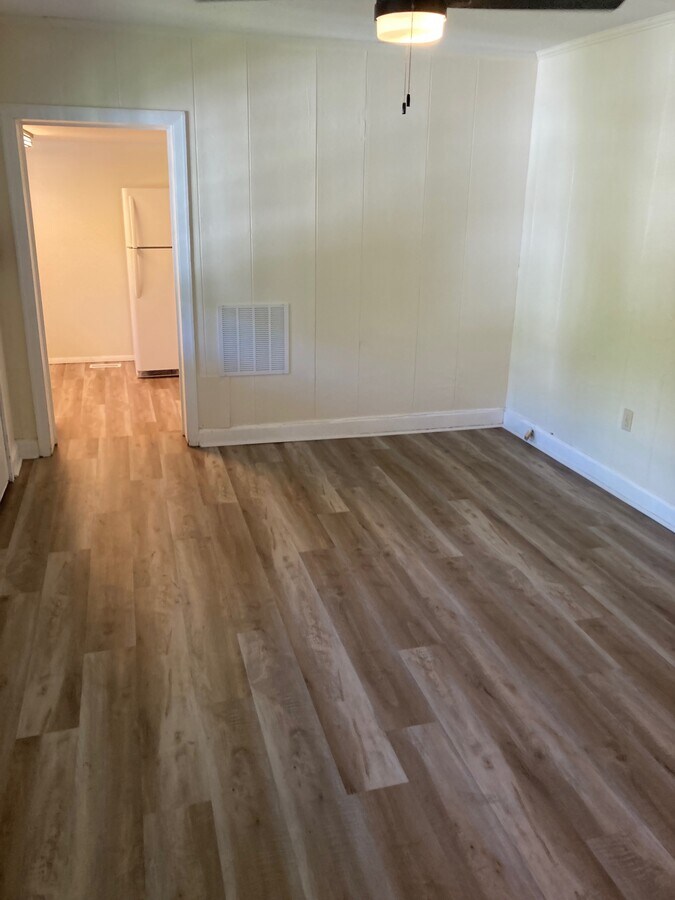 Photo - 718 Willey St Unit c