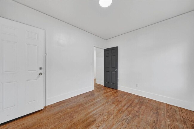 Photo - 16890 Stoepel St Unit 2