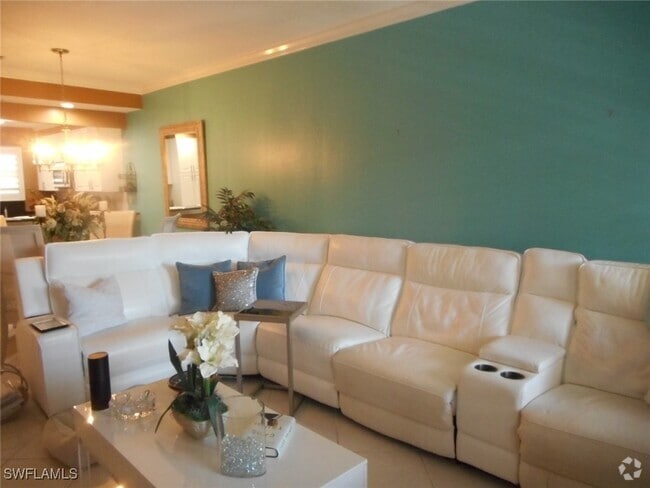 Building Photo - 2080 W First St Unit 304 Rental