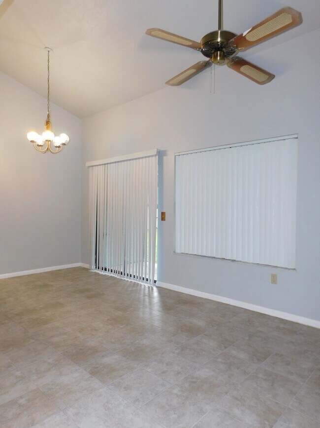 Photo - Spacious 2/2 Townhouse in Marchwood!