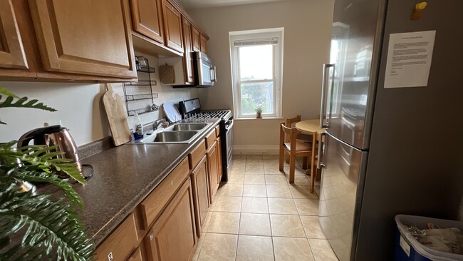 Photo - 76 Providence St Unit FL 3