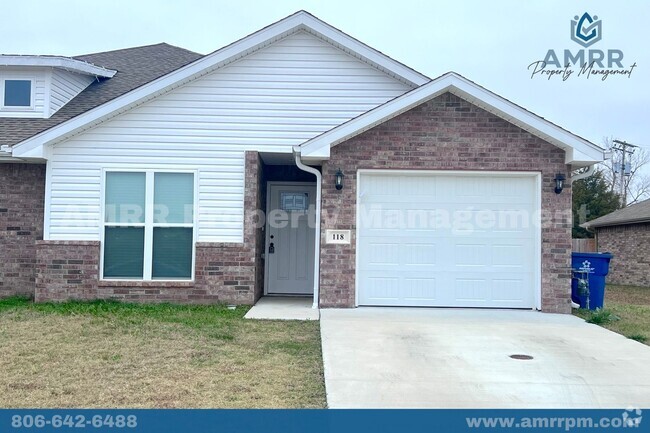 Building Photo - 3 Bedroom Townhome In Carl Junction!