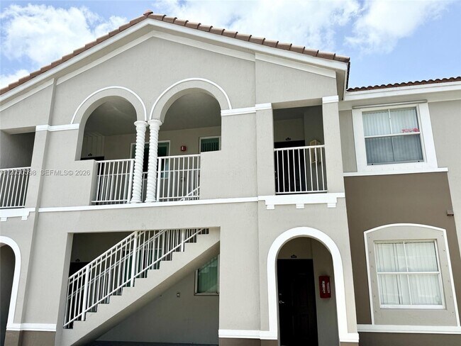 Photo - 1652 SE 28th St Unit 202
