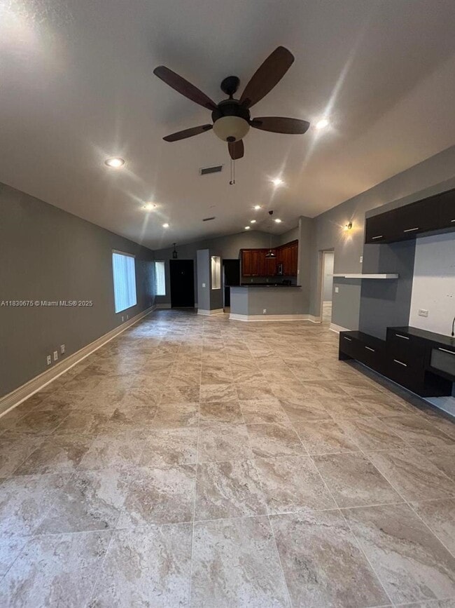 Photo - 1512 Presidio Dr