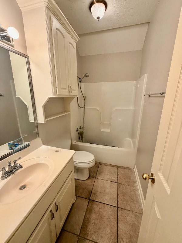 Photo - 430 Shadowood Dr