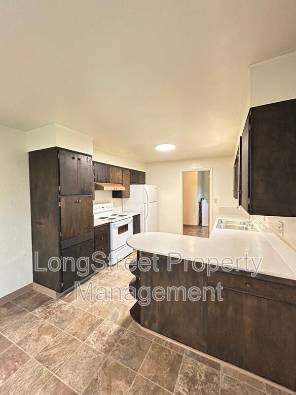 Photo - 1930 NW Kings Blvd