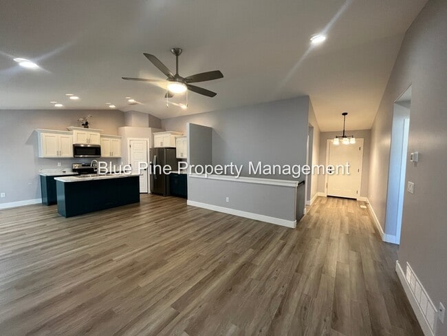 Photo - 3534 Apolena Ave