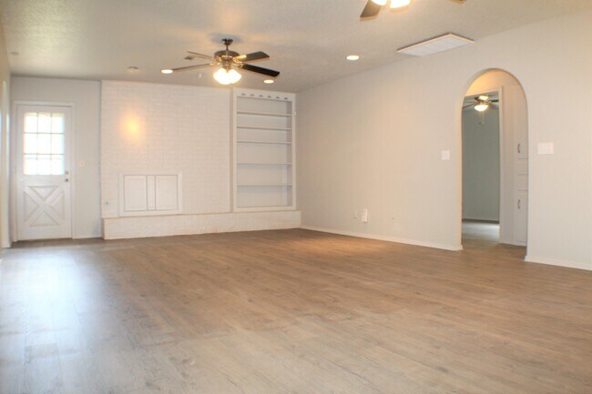 Photo - Charming Brick Home with Modern Comforts!