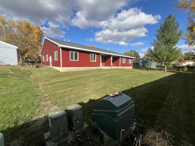 Photo - 1800 Sheldon Ave