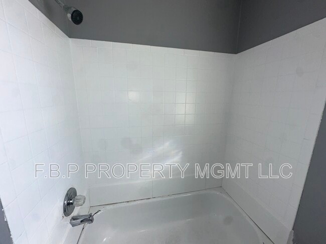 Photo - 5049 Coplin St Unit 3