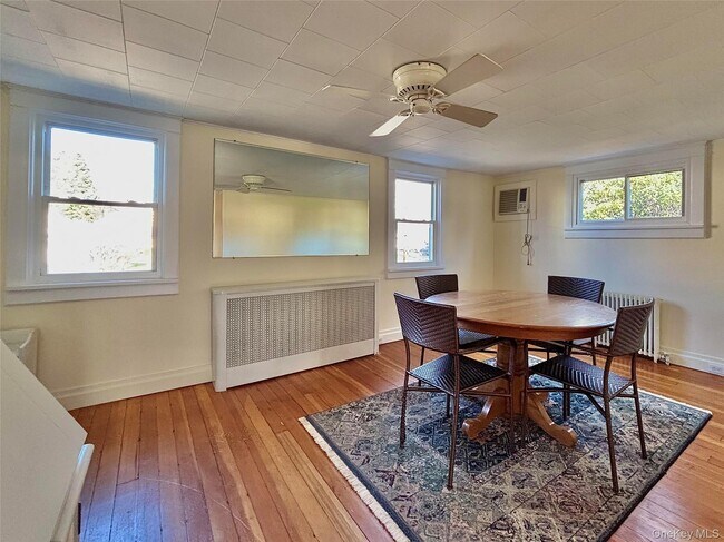 Photo - 60 Livingston St