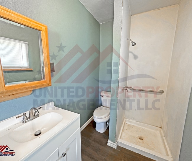 Photo - 511 W Bonbright St