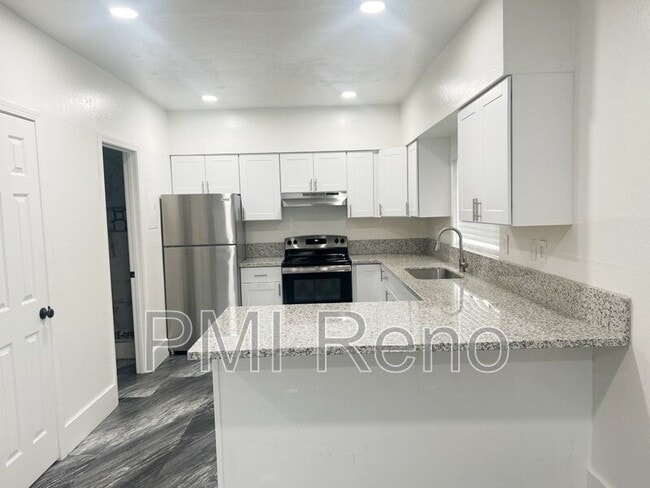 Photo - 778 Forest St Unit Apt 3