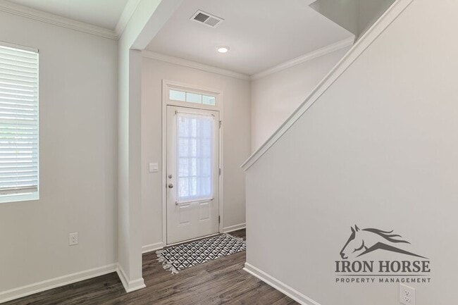 Photo - 835 Baker View Ln