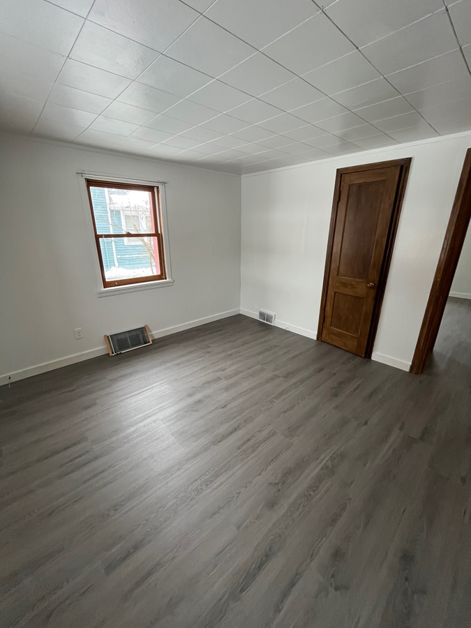 Photo - 417 N 3rd St