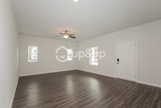Photo - Fantastic 4bd/2.5ba home! Coming soon!