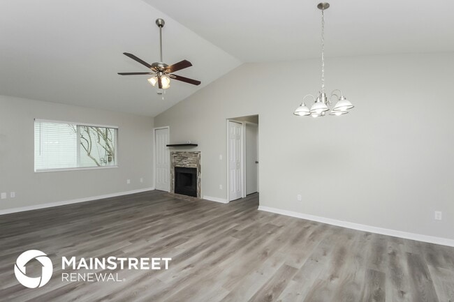 Photo - 7624 Lakeside Woods Dr