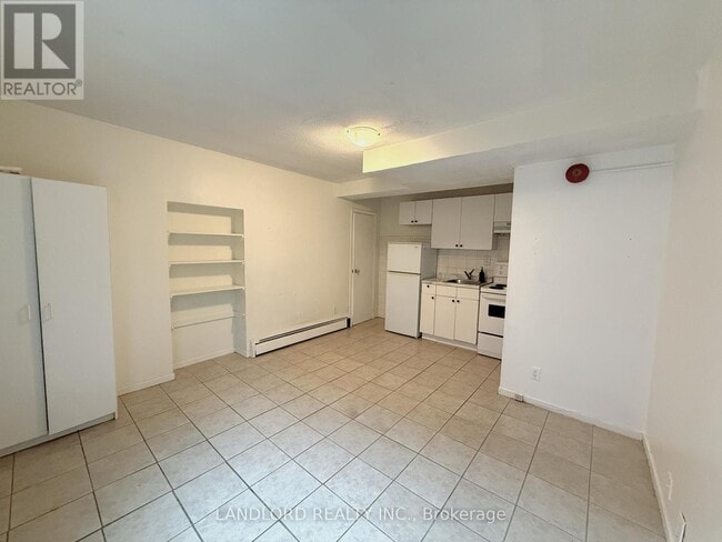 Photo - 198 Dunn Ave Unité 203