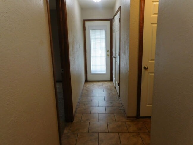 Photo - 409 S 2nd St