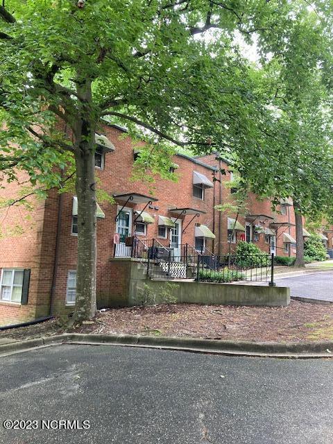 Building Photo - 1302 E 14th St Unit 1c Rental