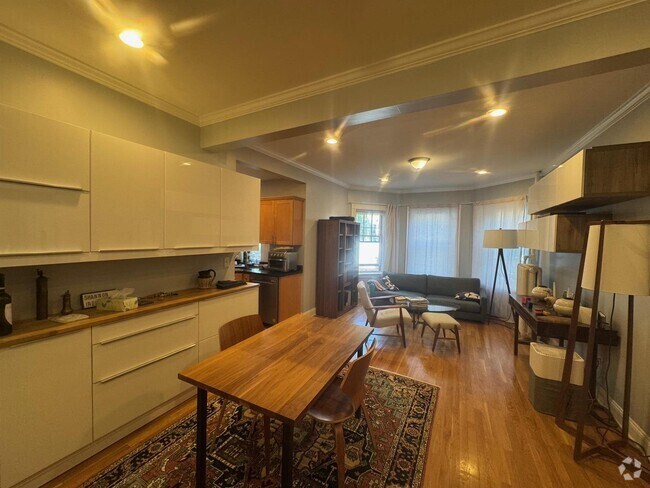 Building Photo - 55 Magazine St Unit 11 Rental