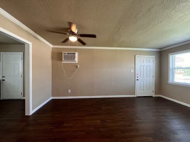 Photo - 7623 Pecan Villas Dr Unidad 8