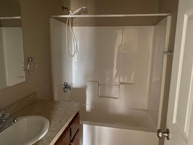 Photo - 3 Bedroom 2 Bath Duplex Unit 103 E Angus