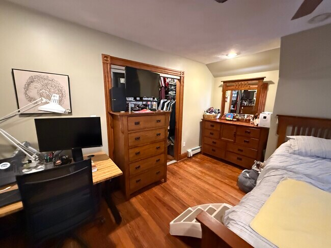 Photo - 24 Orchard Ave Unit upstairs orchard ave