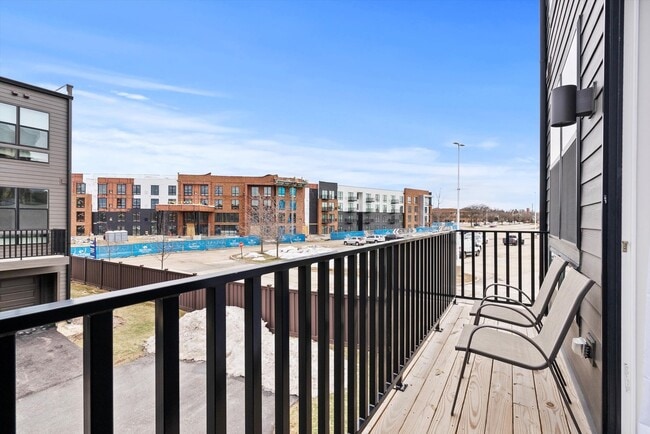 Photo - 343 Summit Cir