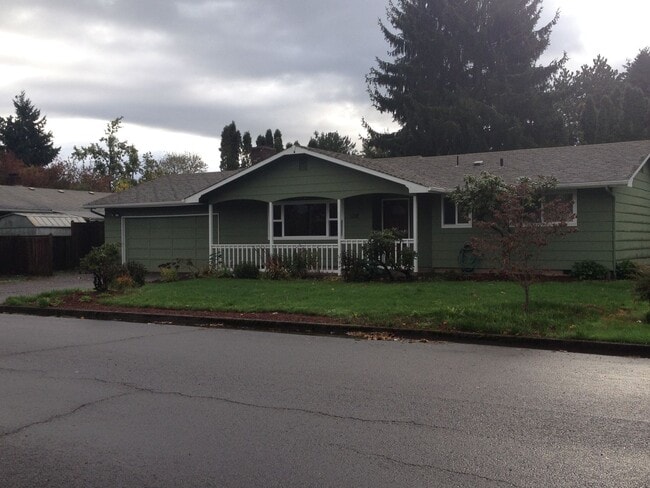 Building Photo - Newly painted, wonderful home w wood floor...