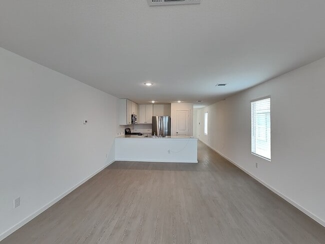 Photo - 236 Ottawa Wy