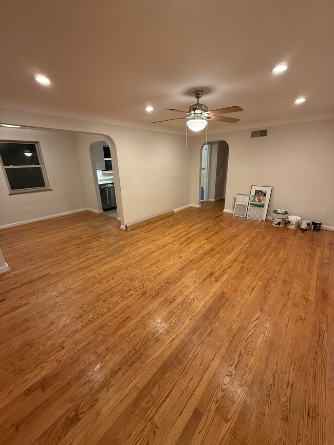 Photo - 6603 Bantry Ave Unit 4