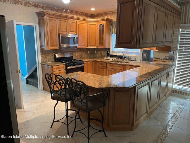 Photo - 81 Seacrest Ave